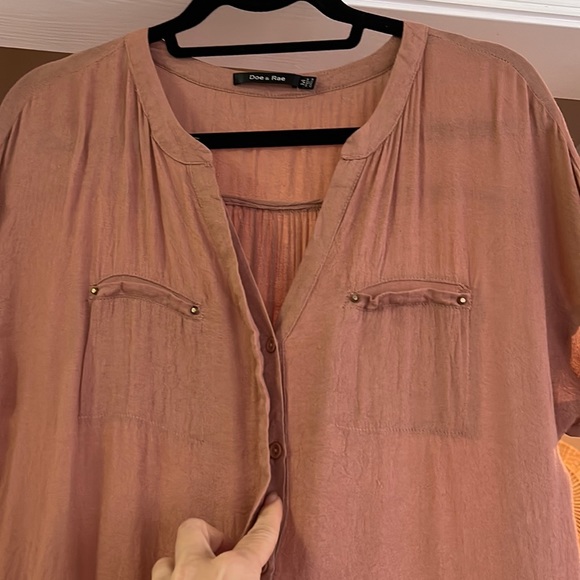 Doe & Rae button down top in rose gold - Picture 3 of 5